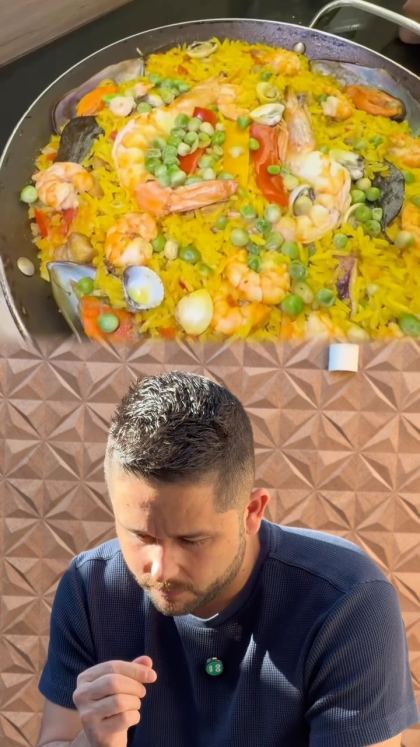 Influenciadores vieram de madrugada comer uma paella 🥘 📍 Praça Pascoal Martins, 54 - Barra