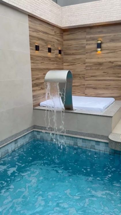Assiste até o final 🤫 Nosso motel é todo automatizado com Alexa 😮‍💨 #meme 📍 Praça Pascoal